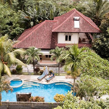 Sari Inn Kuta  Экстерьер фото
