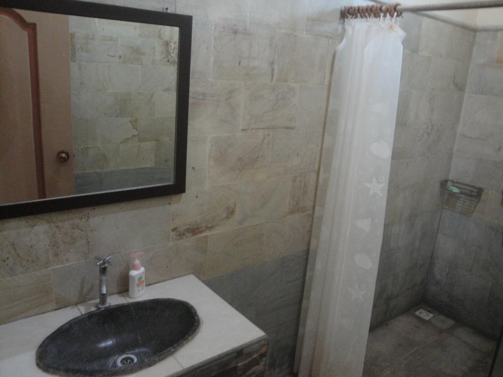 Sari Inn Kuta  Экстерьер фото