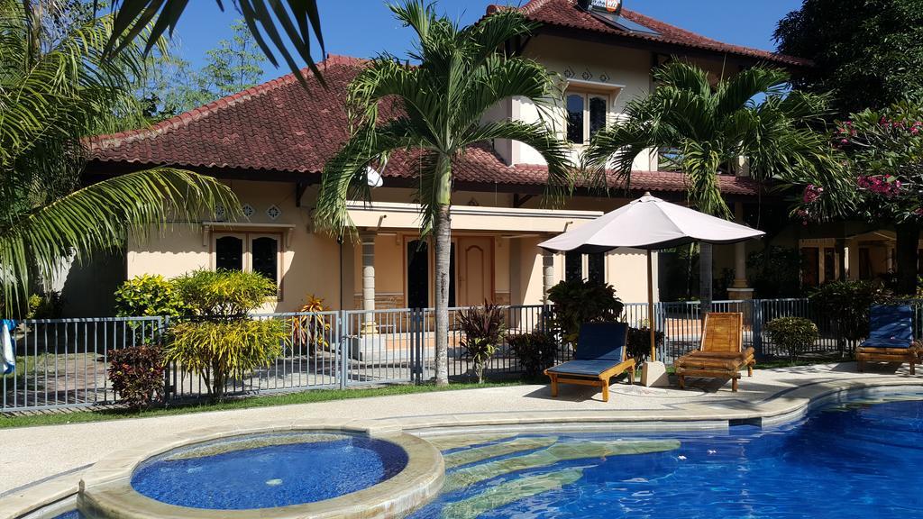 Sari Inn Kuta  Экстерьер фото