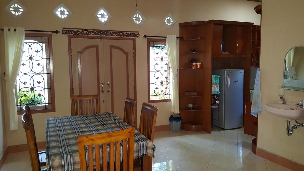 Sari Inn Kuta  Экстерьер фото